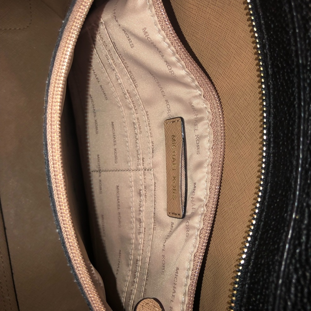 Michael Kors Purse - Picture 2 of 7